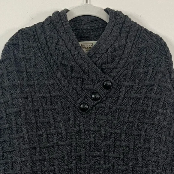 Aran Super Soft Lattice Stitch Poncho M/L Charcoal Gray 100% Irish Wool Luxury - Picture 3 of 12